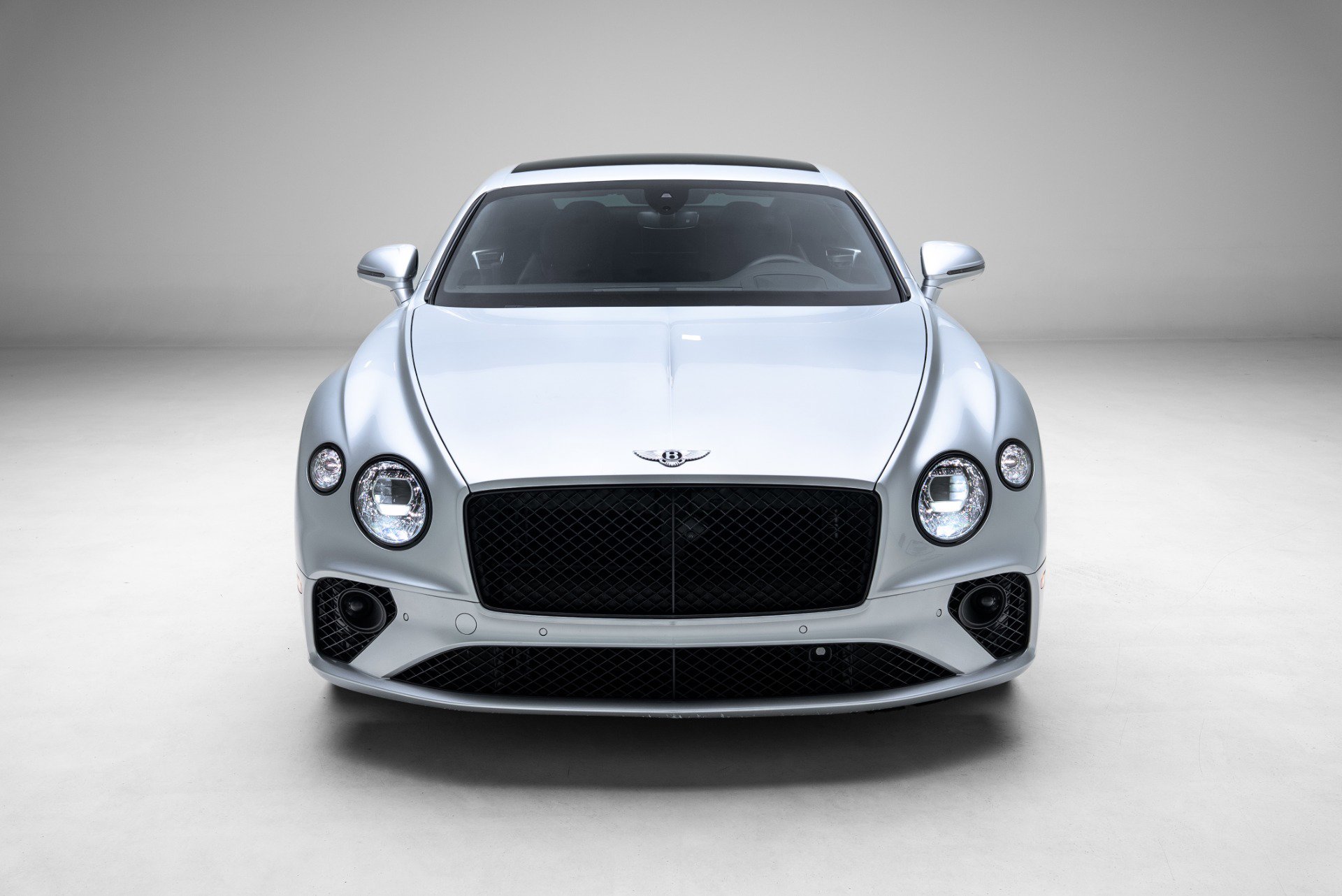 Used 2023 Bentley Continental GT Mulliner AWD/4WD image 3