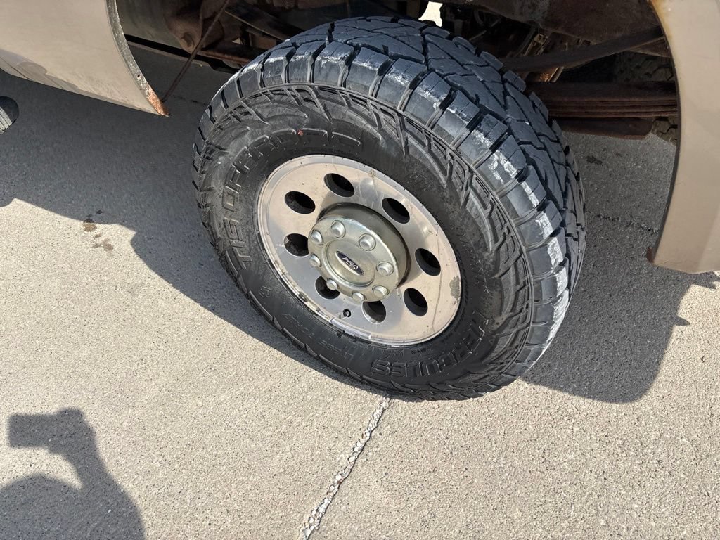 Used 2006 Ford F250 4x4 Crew Cab Super Duty image 7