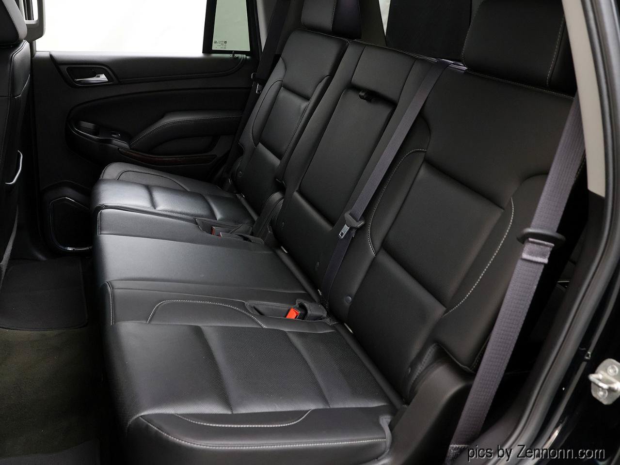 Used 2017 GMC Yukon SLT AWD/4WD image 12
