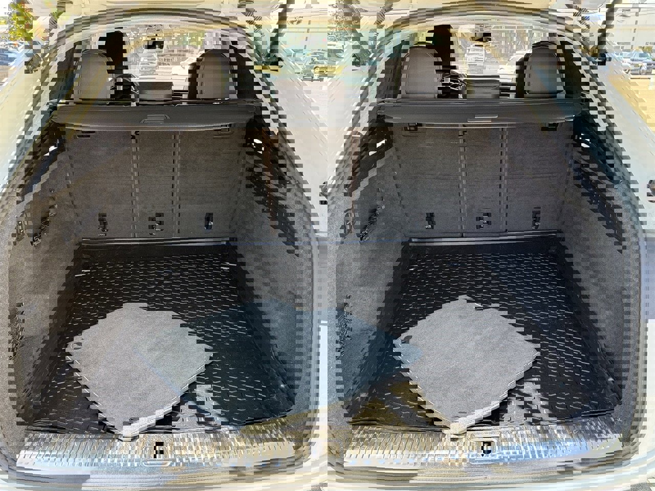 Used 2019 Audi Q8 Prestige image 29