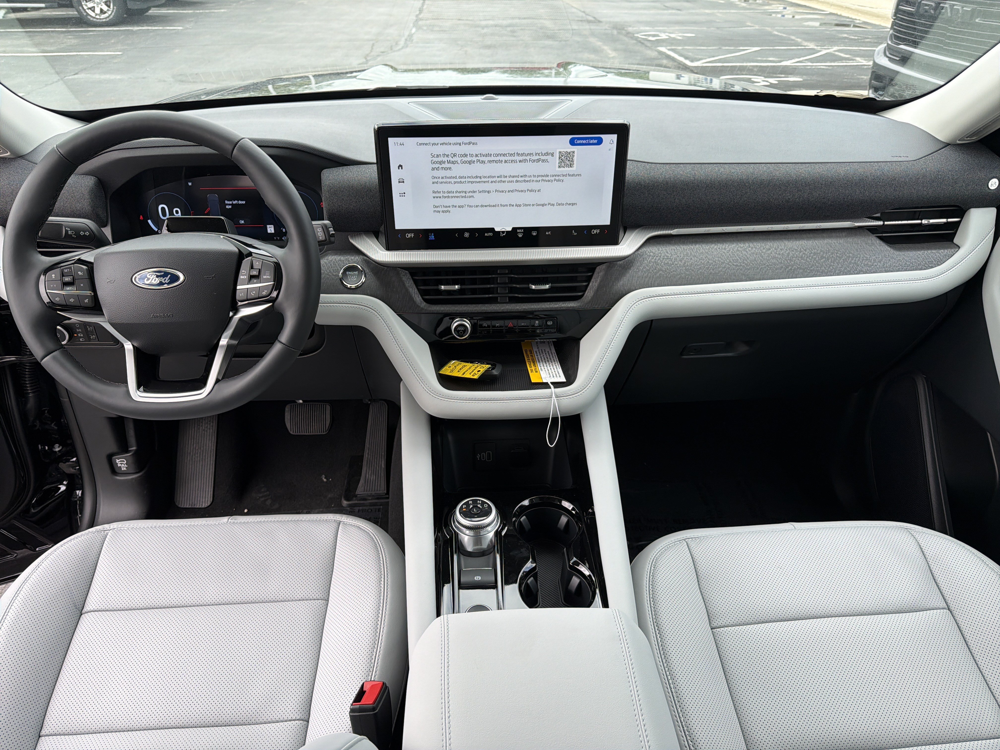 New 2026 Ford Explorer Platinum w/ LUX Leather Package AWD/4WD image 25