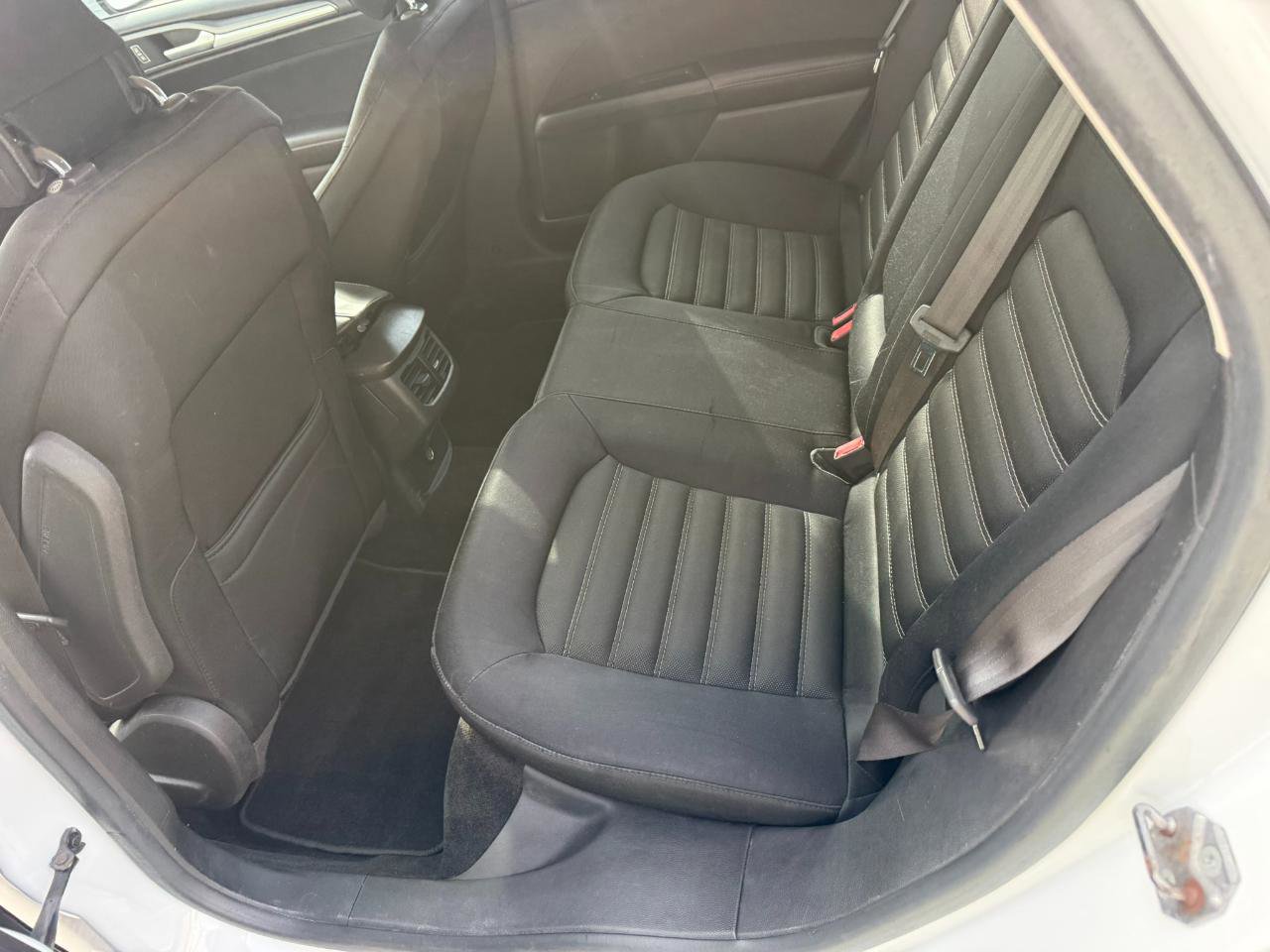 Used 2013 Ford Fusion SE image 14