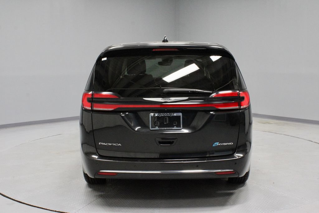 Used 2023 Chrysler Pacifica Touring-L FWD image 9