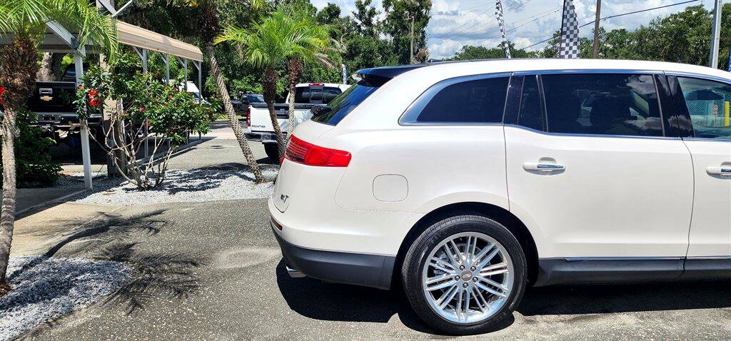 Used 2018 Lincoln MKT AWD w/ Technology Package image 10