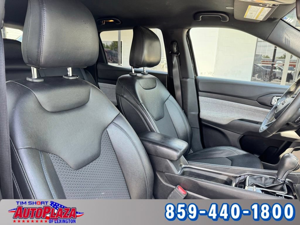 Used 2024 Jeep Compass Latitude AWD/4WD image 51