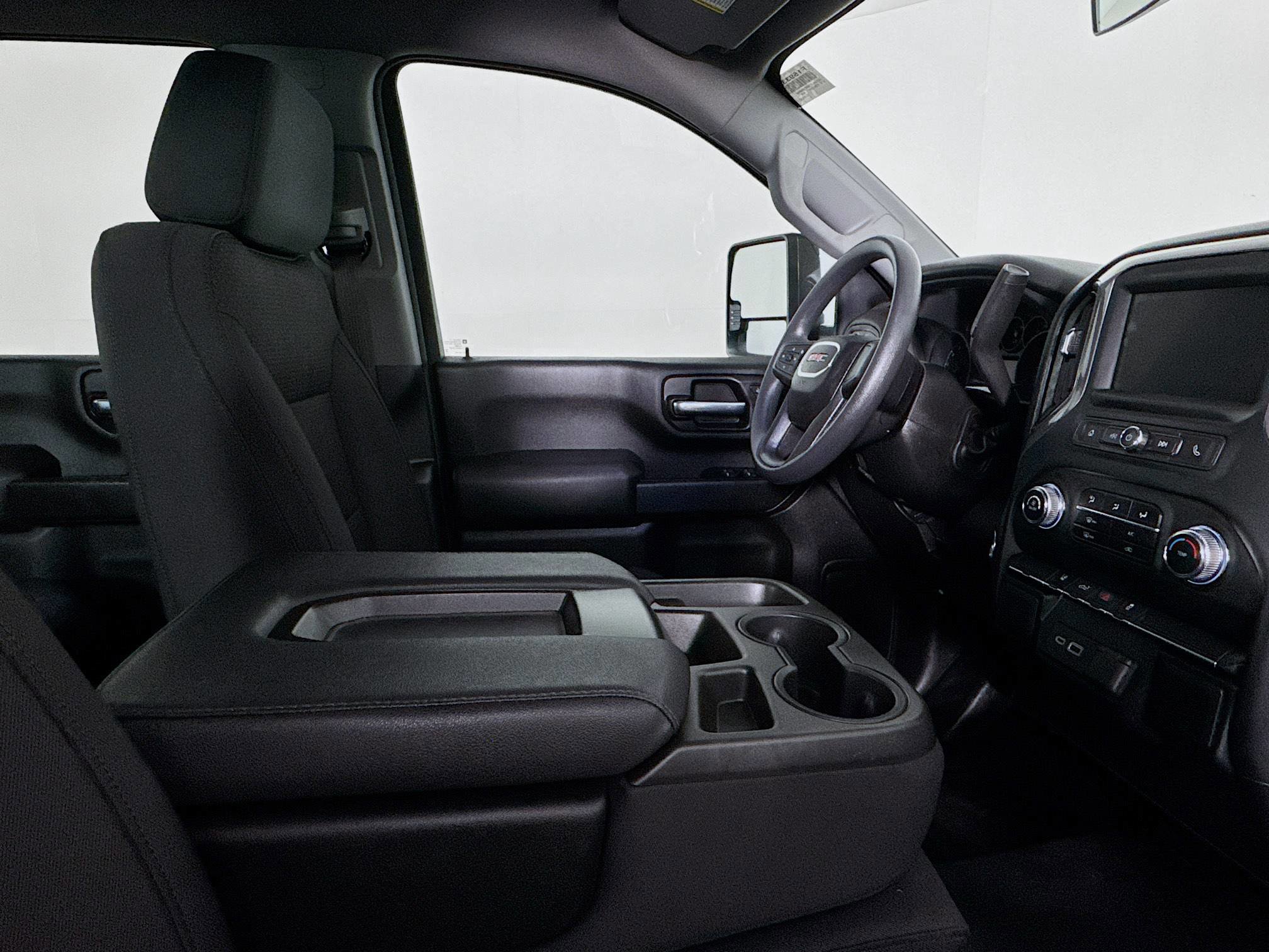 Used 2024 GMC Sierra 2500 Pro w/ Convenience Package image 26