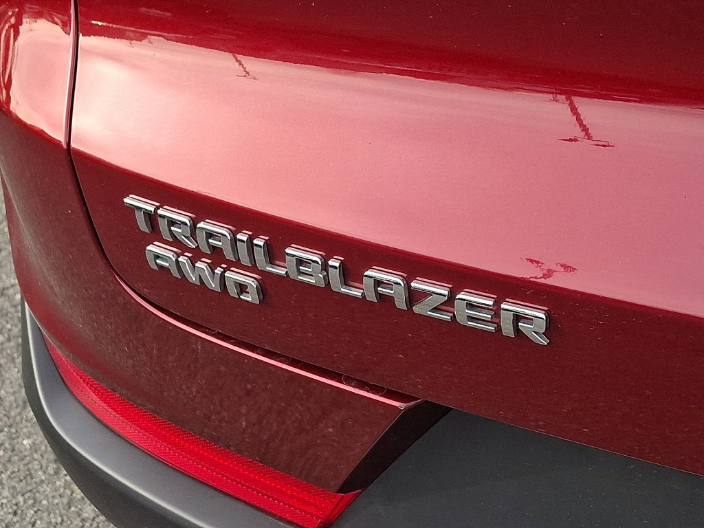 Used 2025 Chevrolet TrailBlazer LT image 17