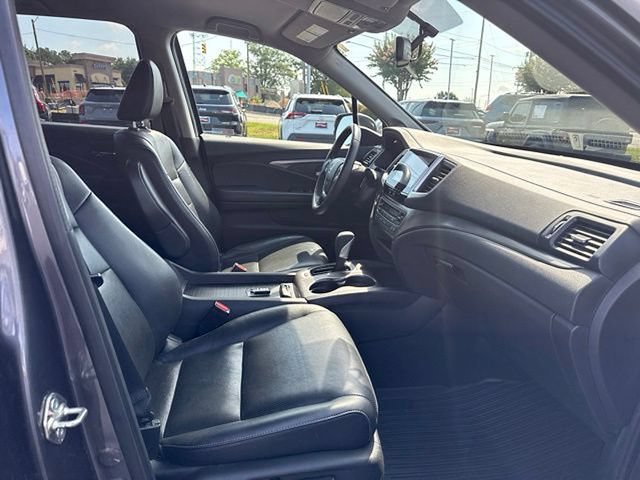Used 2017 Honda Ridgeline RTL-T image 4