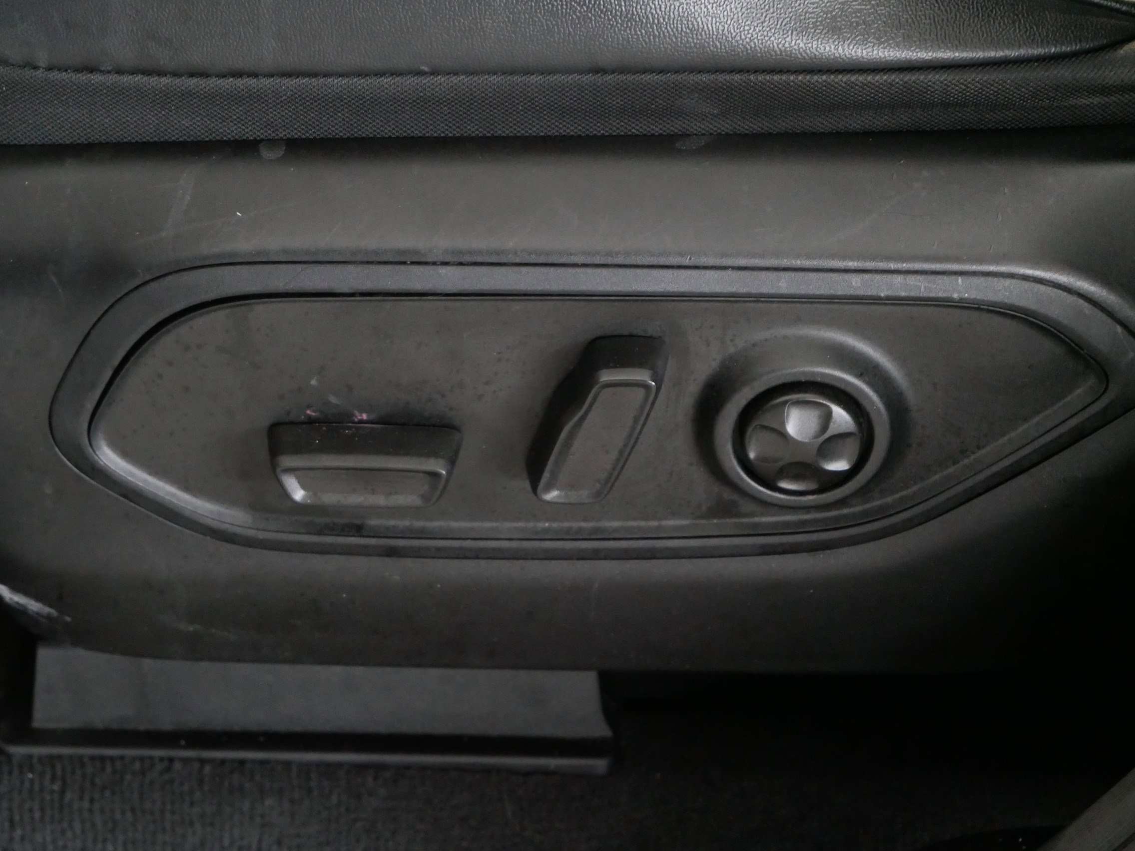 Used 2022 Jeep Grand Cherokee Altitude image 20