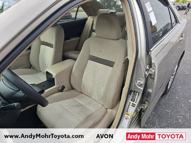 Used 2013 Toyota Camry LE FWD image 10