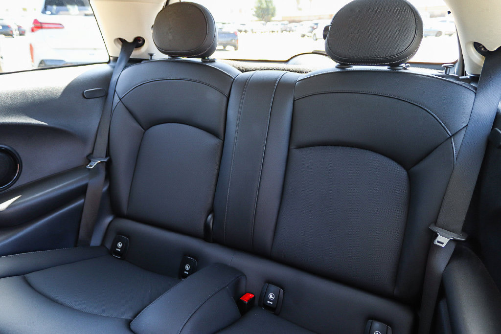 Used 2024 MINI Cooper SE FWD image 22