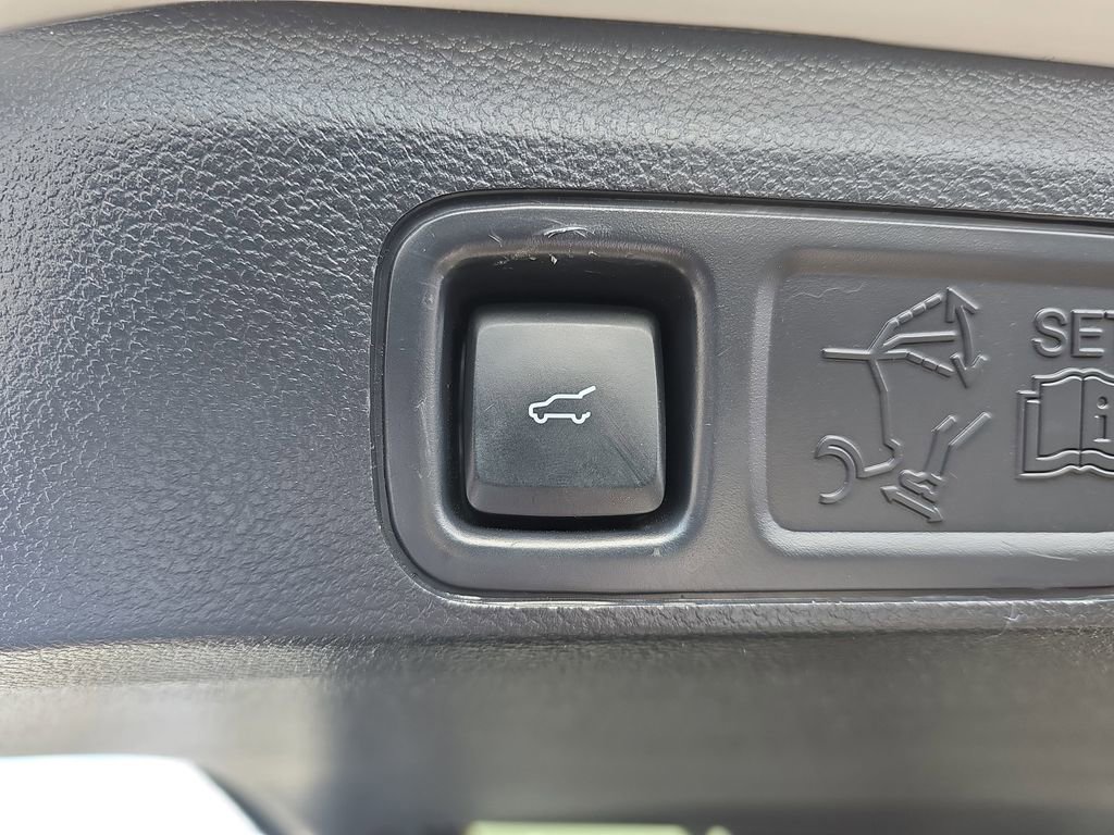 Used 2023 Ford Expedition Max Platinum image 15