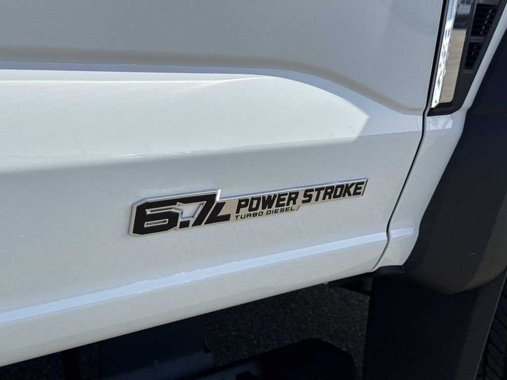 New 2026 Ford F550 2WD SuperCab Super Duty image 19