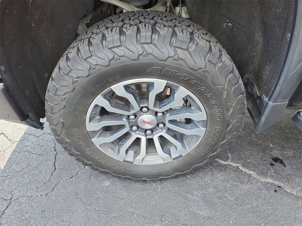 Used 2020 GMC Sierra 1500 AT4 w/ AT4 Premium Package image 32
