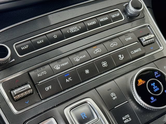 Certified 2023 Hyundai Santa Fe SEL AWD/4WD image 18