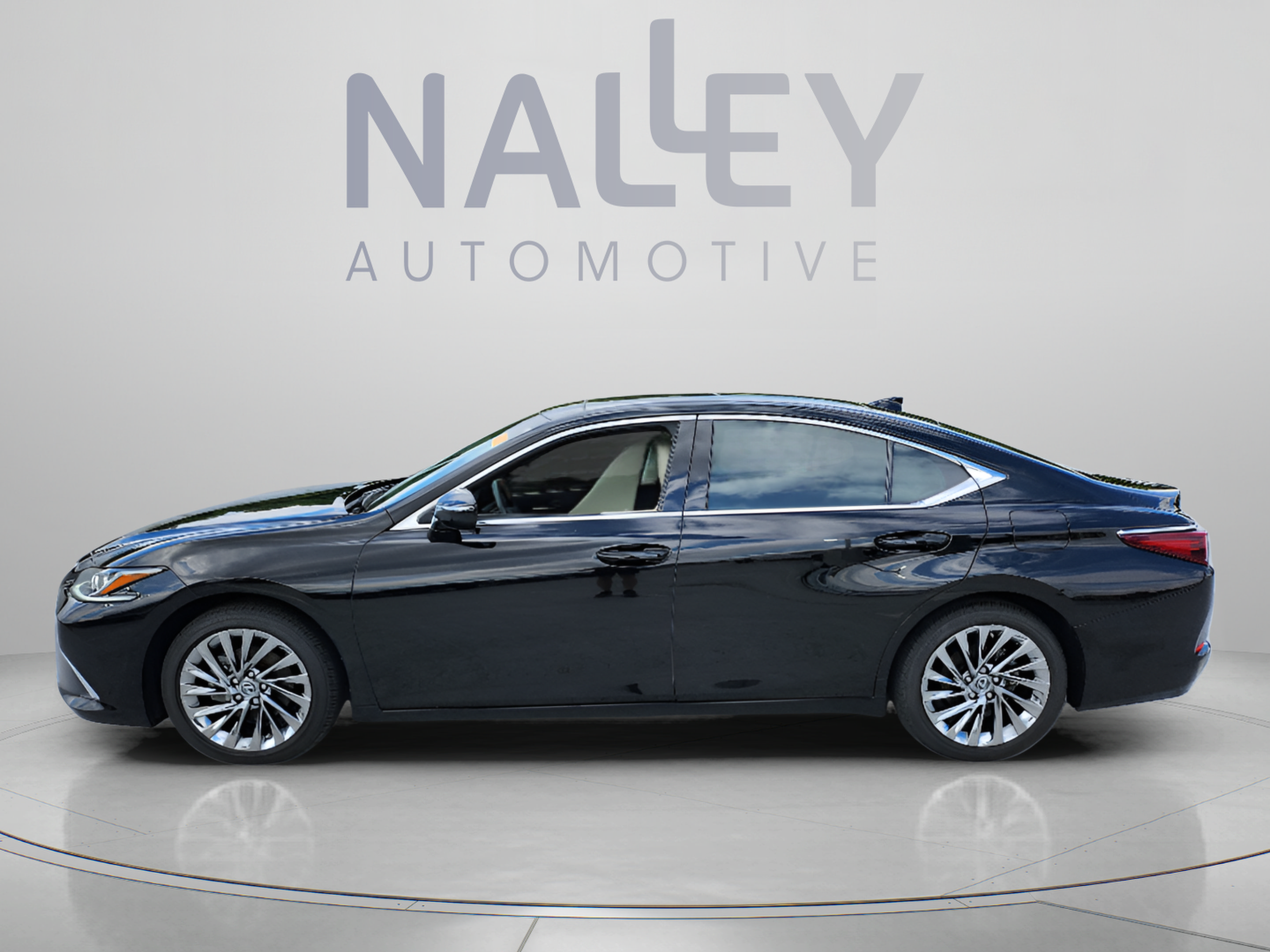 Certified 2024 Lexus ES 350 w/ Technology Package FWD image 2