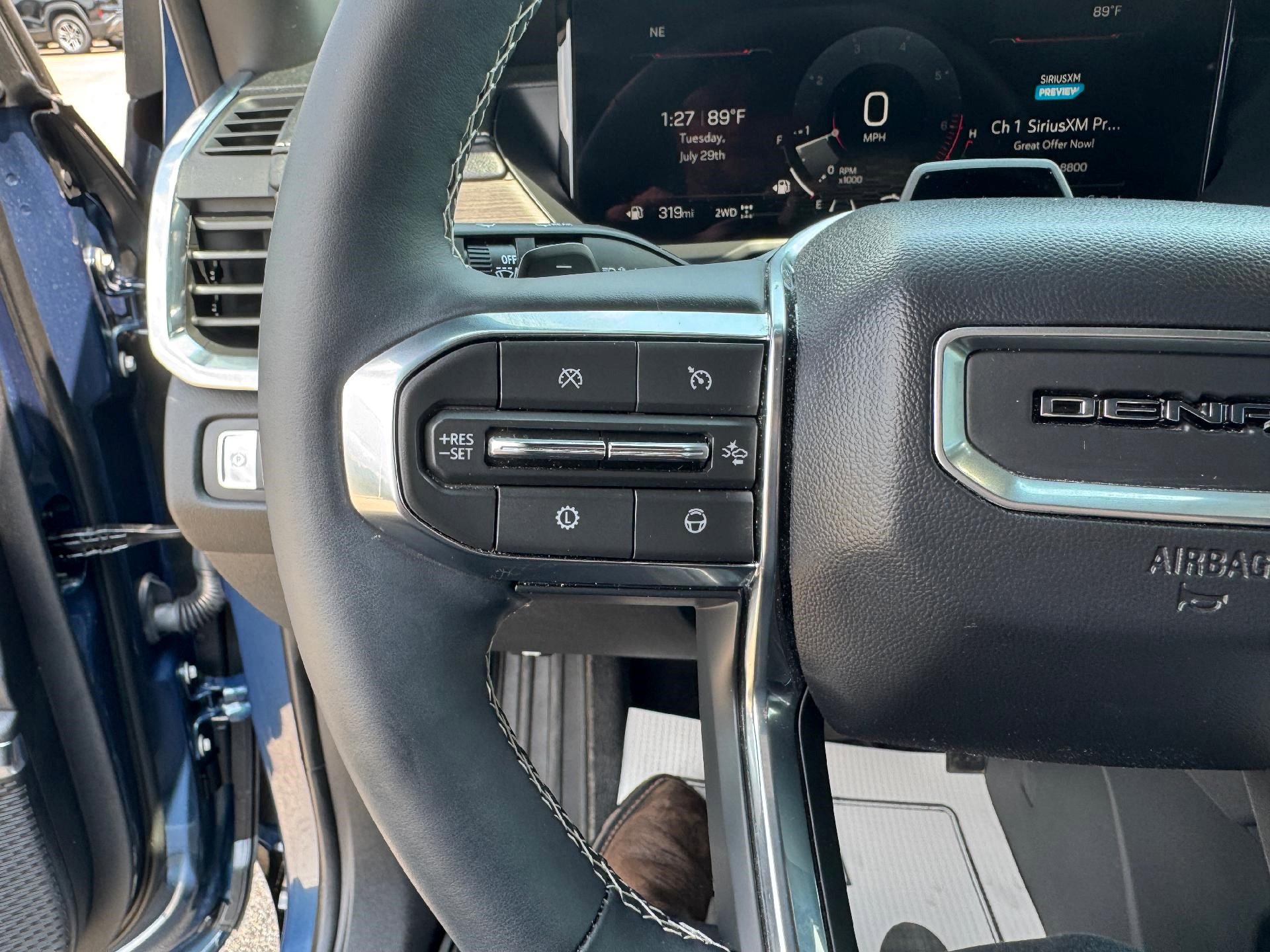 Certified 2025 GMC Acadia Denali w/ Super Cruise Package image 22