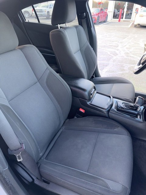 Used 2017 Dodge Charger SXT image 21