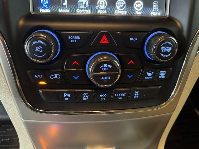 Used 2017 Jeep Grand Cherokee Limited w/ Trailer Tow Group IV AWD/4WD image 3