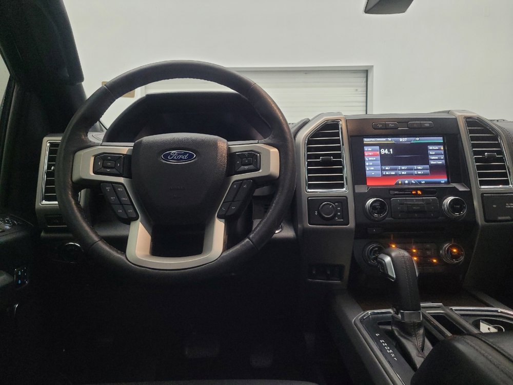 Used 2015 Ford F150 Platinum w/ Equipment Group 701A Luxury image 22