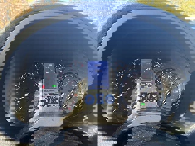 Used 2015 Lexus GX 460 image 18