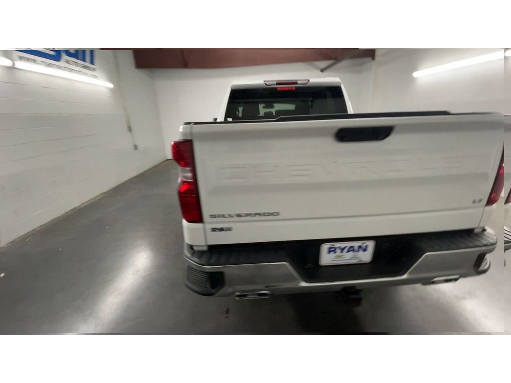 Used 2023 Chevrolet Silverado 1500 LT image 7