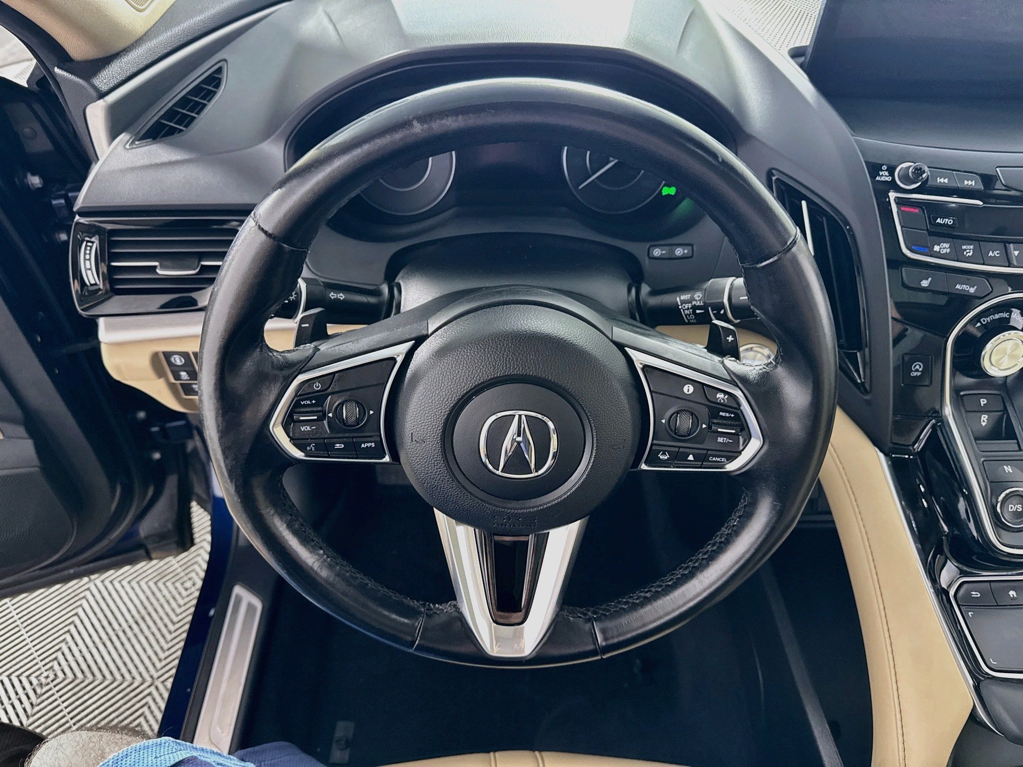 Used 2024 Acura RDX SH-AWD image 16