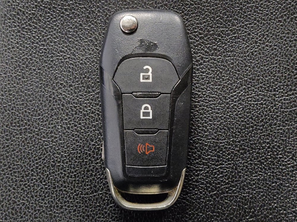 Used 2018 Ford EcoSport S FWD image 32