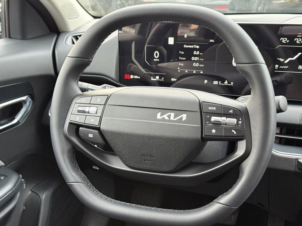 New 2025 Kia K4 EX image 7
