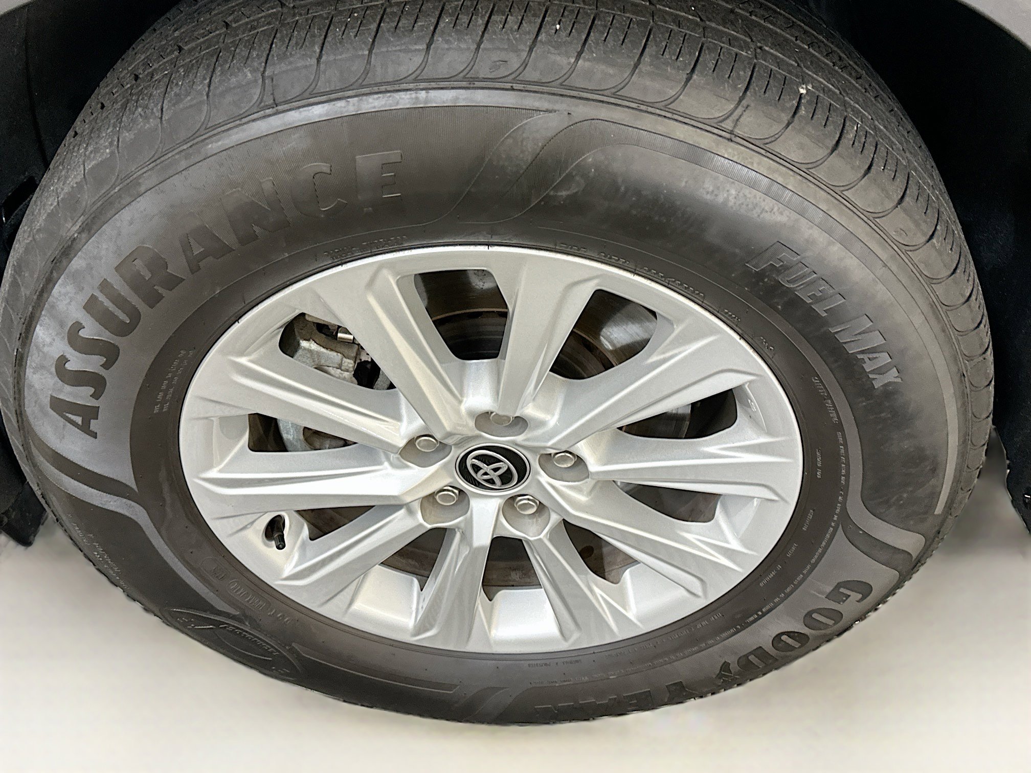 Used 2025 Toyota Grand Highlander XLE image 11