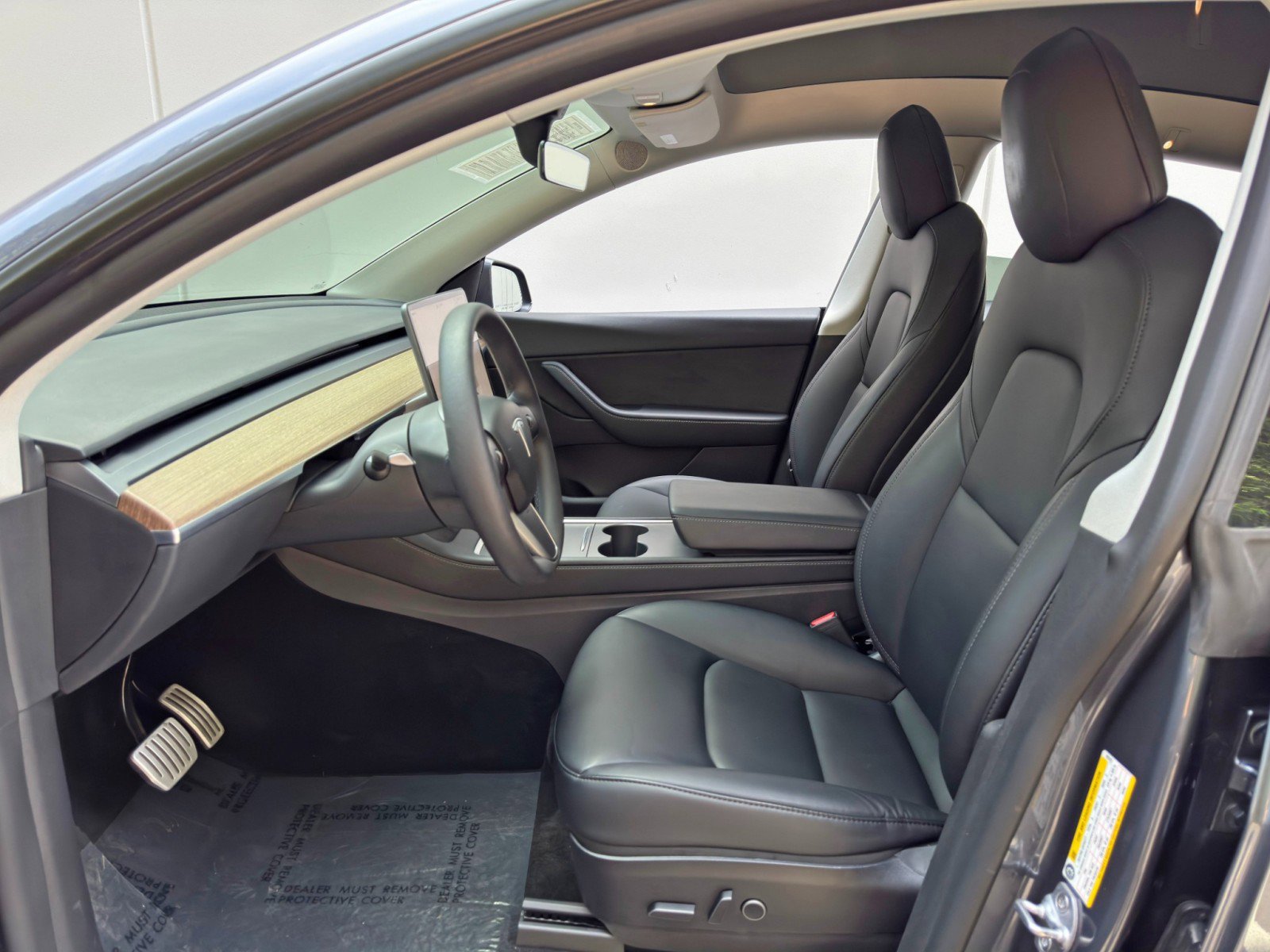 Used 2022 Tesla Model Y Performance image 17