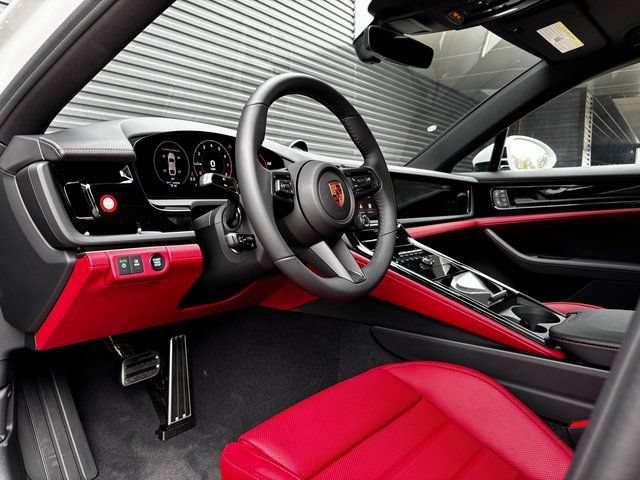 Certified 2026 Porsche Panamera 4 AWD/4WD image 4