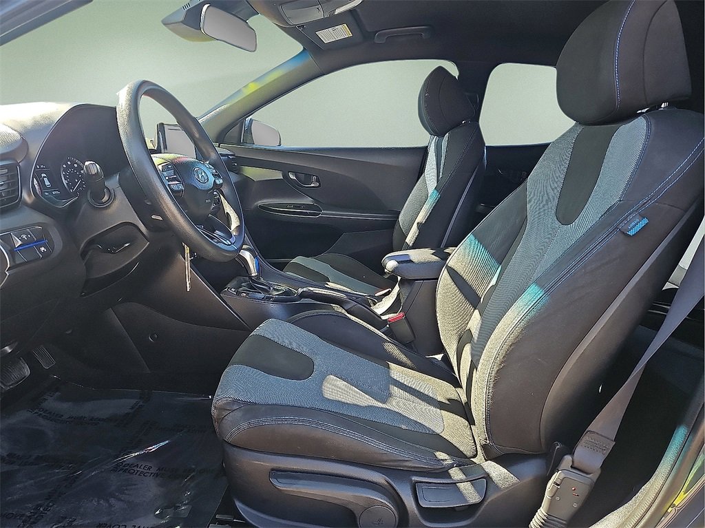 Used 2019 Hyundai Veloster 2.0 image 17