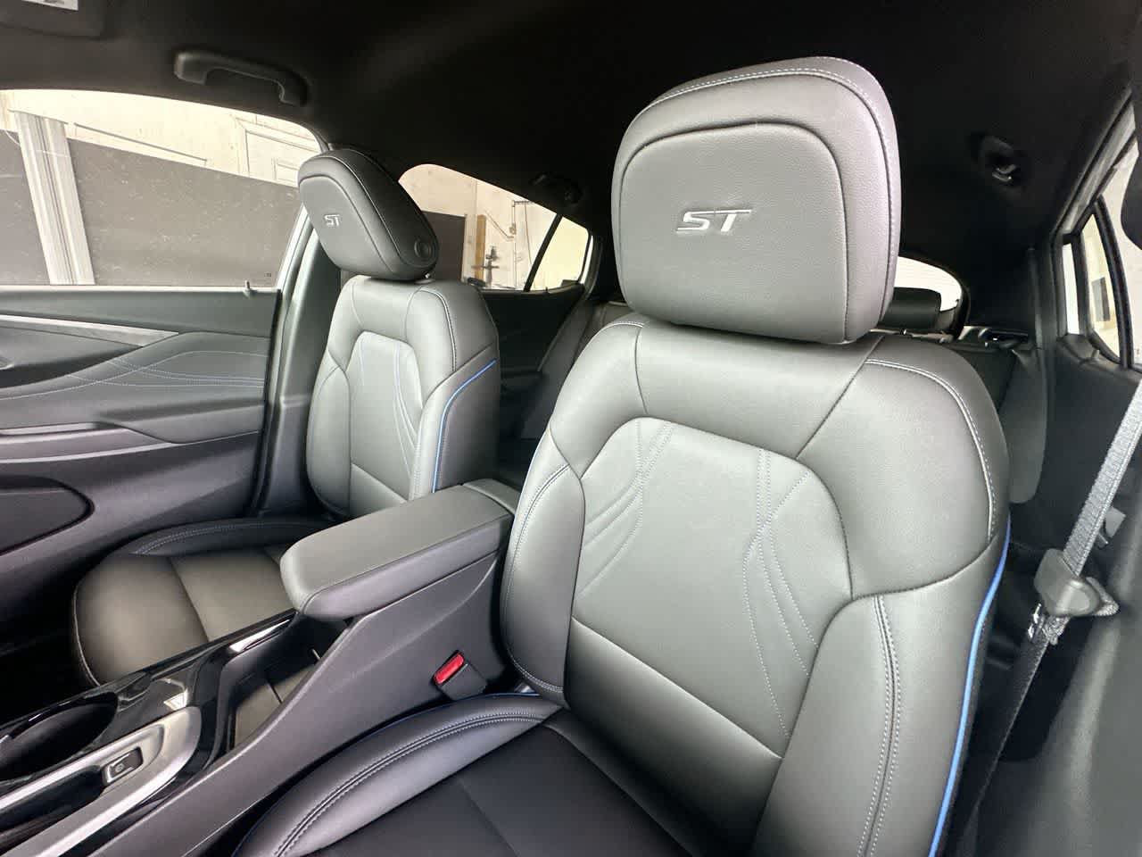 New 2026 Buick Envista Sport Touring w/ Convenience I Package FWD image 14