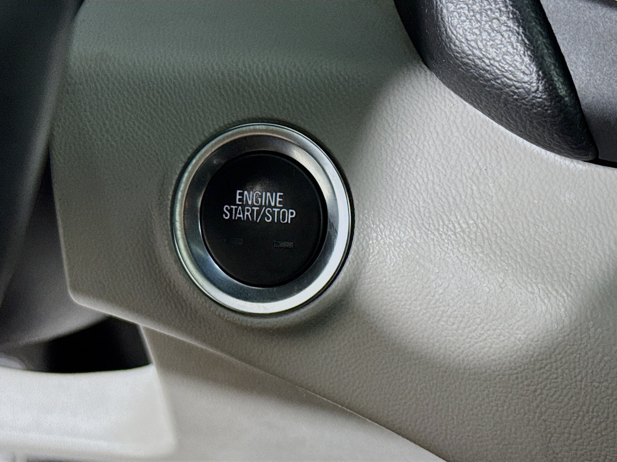 Used 2022 GMC Terrain SLT w/ Infotainment Package II FWD image 19