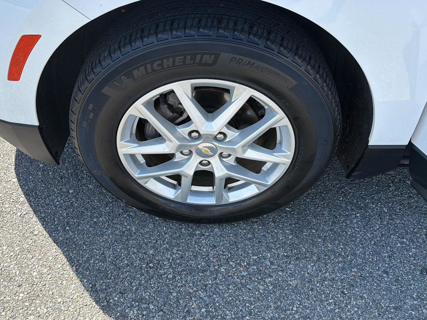 Used 2023 Chevrolet Equinox LS w/ LS Convenience Package FWD image 34