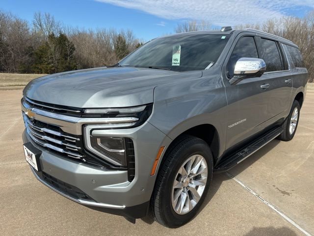 Certified 2025 Chevrolet Suburban Premier image 1