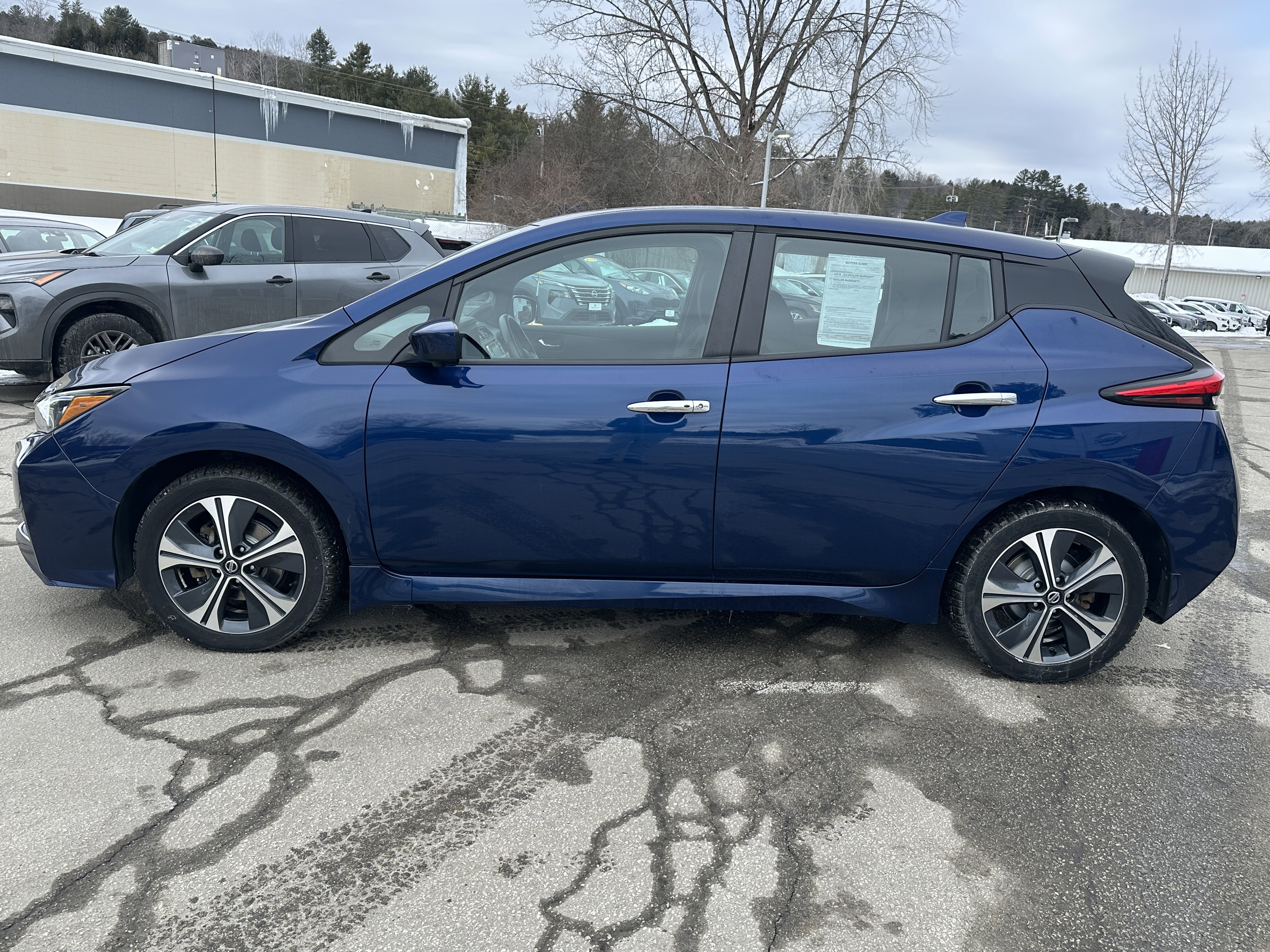 Used 2022 Nissan Leaf SV Plus image 4