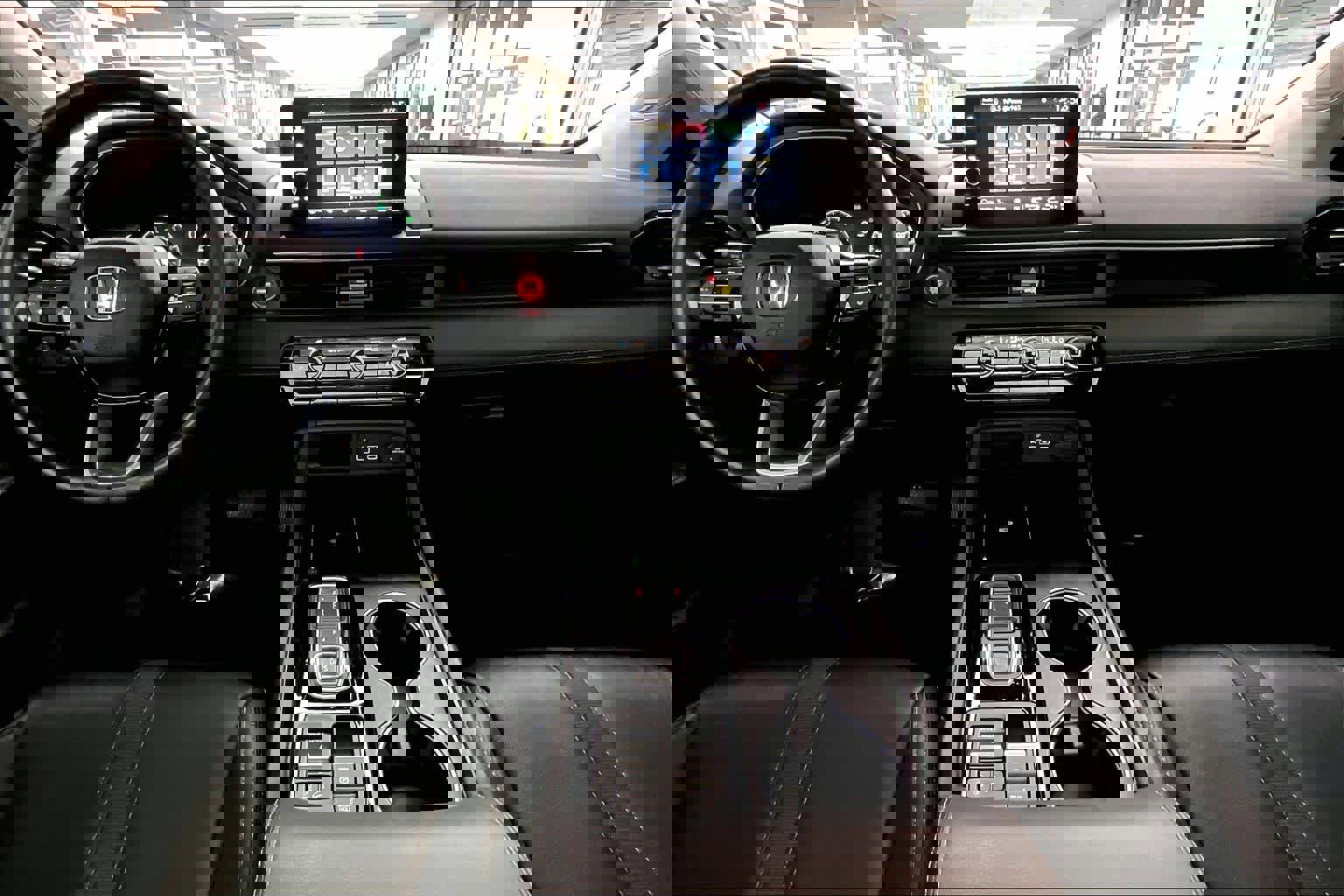 Used 2024 Honda Pilot Touring image 17