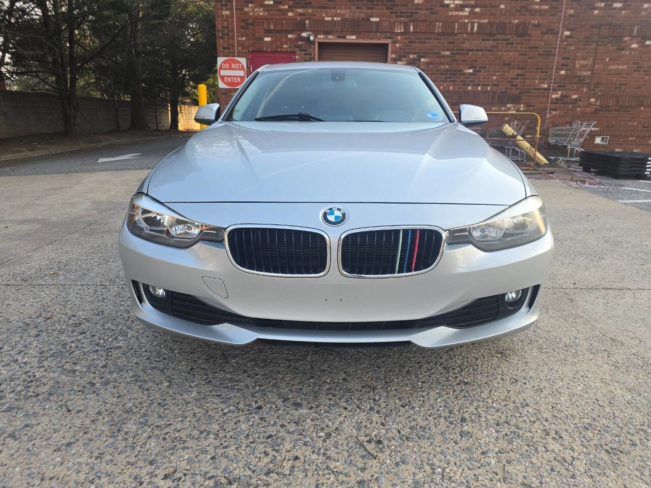 Used 2014 BMW 320i xDrive Sedan AWD/4WD image 5