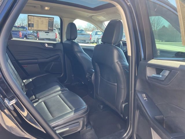 Used 2022 Ford Escape Titanium AWD/4WD image 12