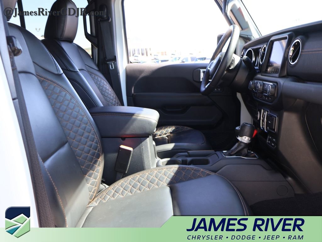 Used 2023 Jeep Wrangler Altitude image 9