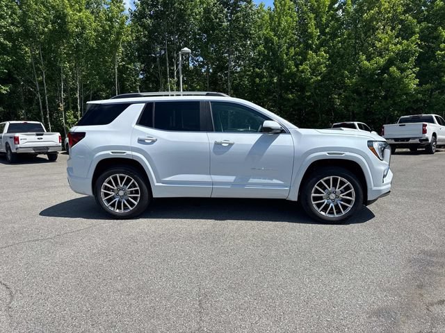 New 2026 GMC Terrain Denali AWD/4WD image 3