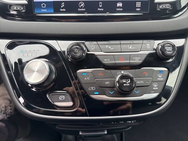 Used 2025 Chrysler Pacifica Select FWD image 32