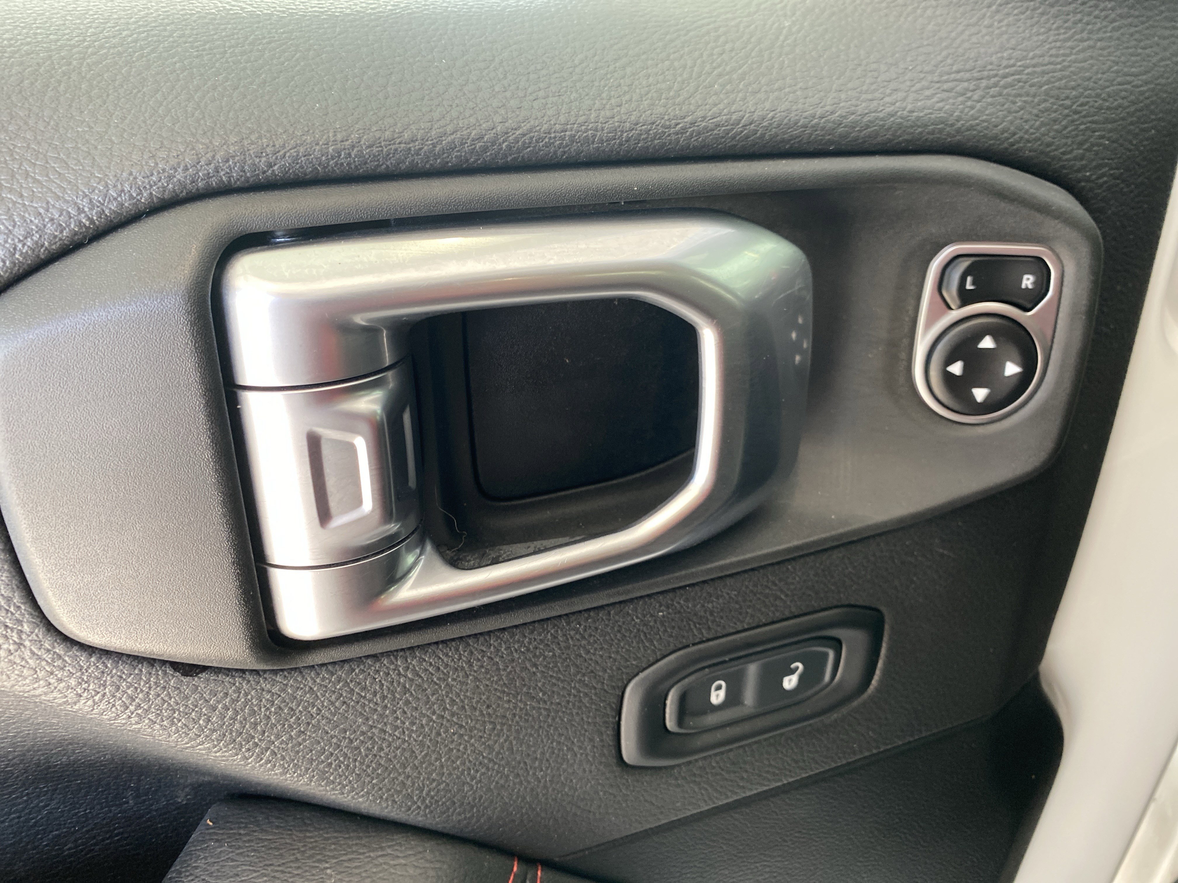 Used 2020 Jeep Wrangler Unlimited Rubicon image 9