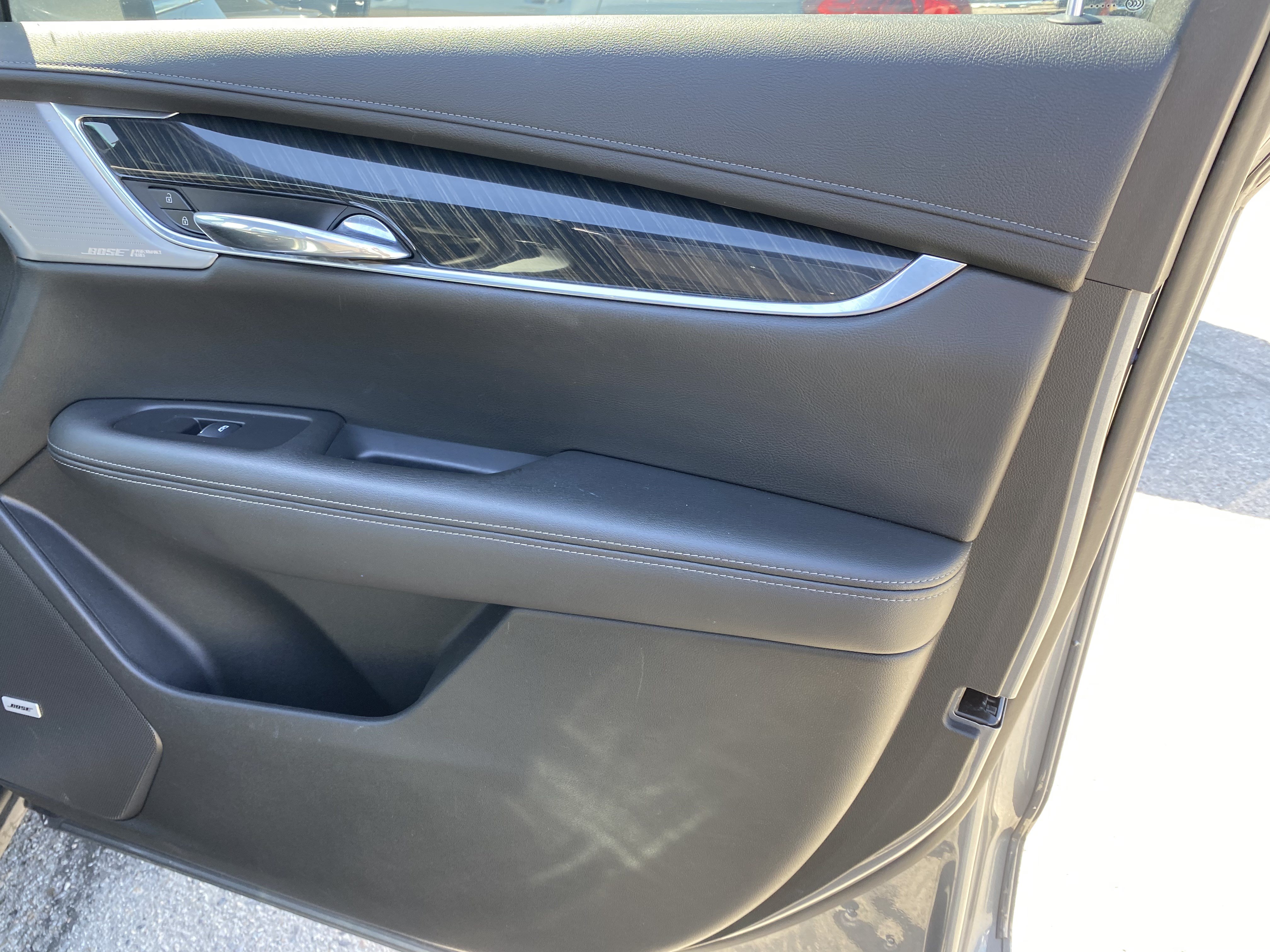 Used 2021 Cadillac XT6 Premium Luxury AWD/4WD image 28