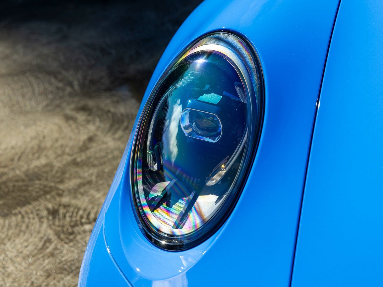 Certified 2025 Porsche 911 Carrera GTS RWD image 14