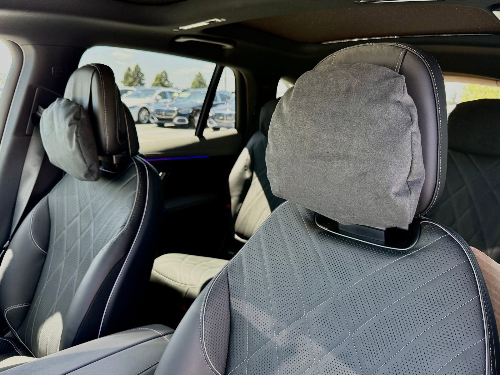 New 2026 Mercedes-Benz EQS 550 4MATIC SUV image 20