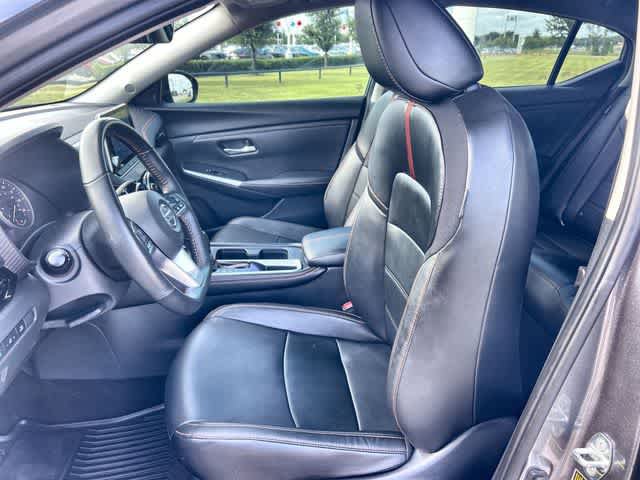 Used 2023 Nissan Sentra SR w/ SR Premium Package FWD image 11