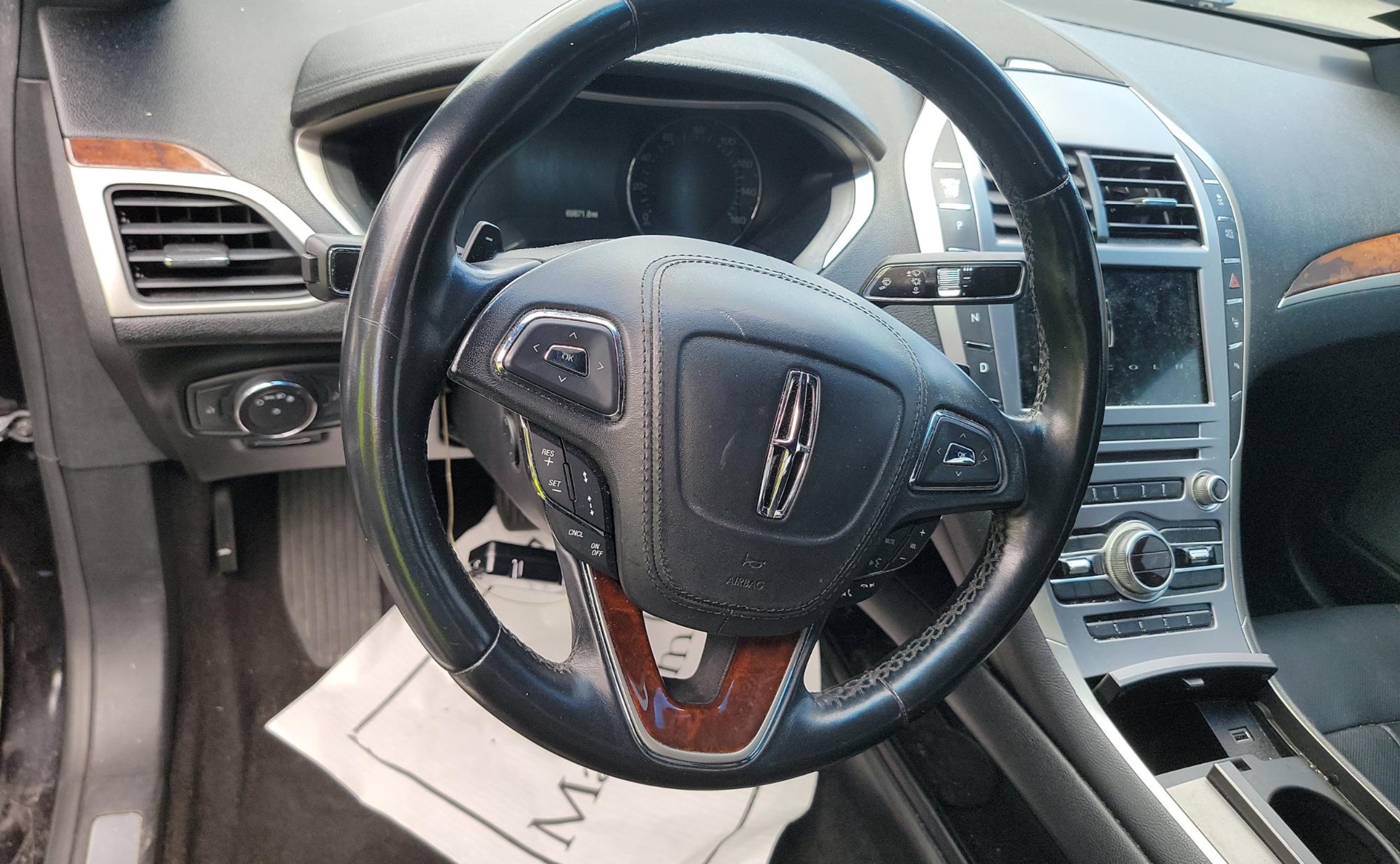 Used 2019 Lincoln MKZ Reserve w/ Luxury Package AWD/4WD image 6